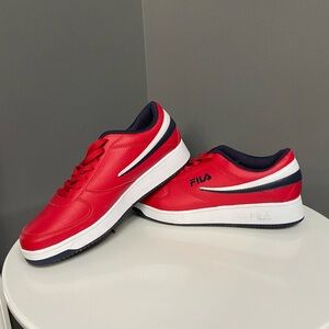 Like new, FILA Red/White/Blue Mens Leather A-Low Basketball Shoes Size 12